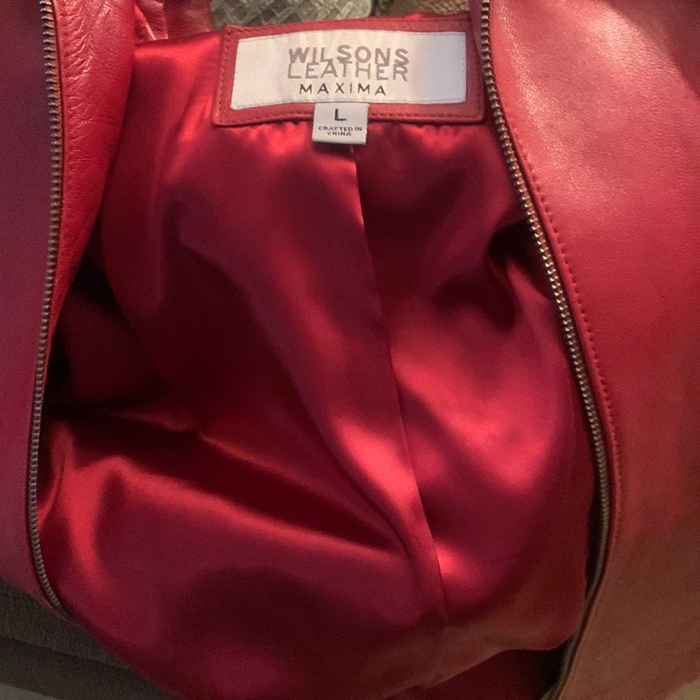 Red leather jacket - Picture 3 of 3